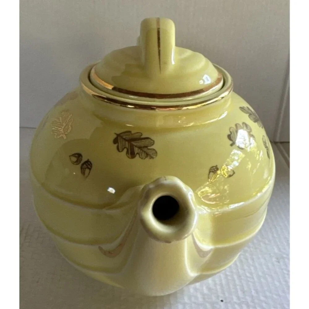 Vintage HALL China PARADE Style Yellow Teapot Gold Acorns & Leaves 0799 (6 cup)